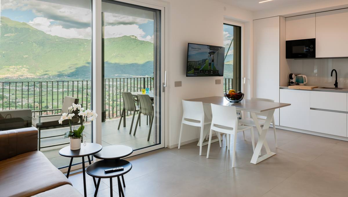 Dream View Apartment Deva in Riva del Garda, Design-Apartment mit Panoramablick